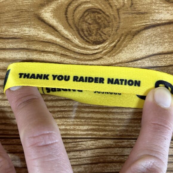 NFL Raiders Clear Messenger Tote Bag Two Lanyards And Two Wristbands NFL Lot - Picture 15 of 16